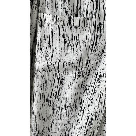 Express Portofino Shirt – Black & White Abstract Print – Size large - Picture 2 of 4